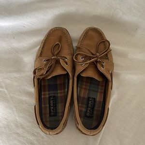 Sperry boat shoes